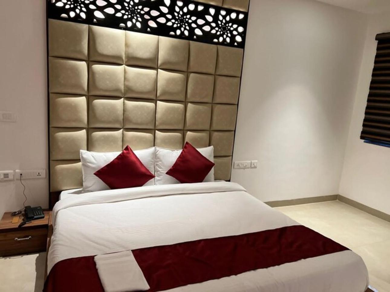 Rr Hotel & Resort ดารัมซาลา ภายนอก รูปภาพ